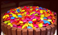 Jūsų stalo puošmena bus paauglių mergaičių gimtadienio tortas